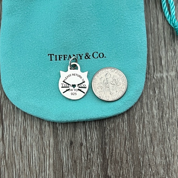 Tiffany & Co. cat charm - Picture 4 of 7